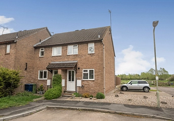 2 bedroom house for sale - Coventry Close, Tewkesbury, Gloucestershire, GL20 - Property View 1